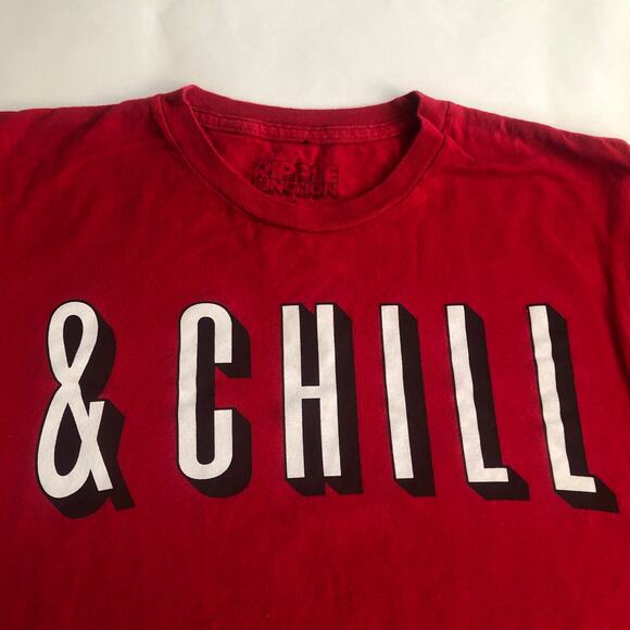 Ripple Junction (M) Red Netflix & Chill Tee Top Crew Neck Short Sleeve Cotton - Picture 3 of 4